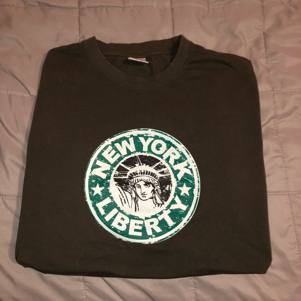 Graphic tee